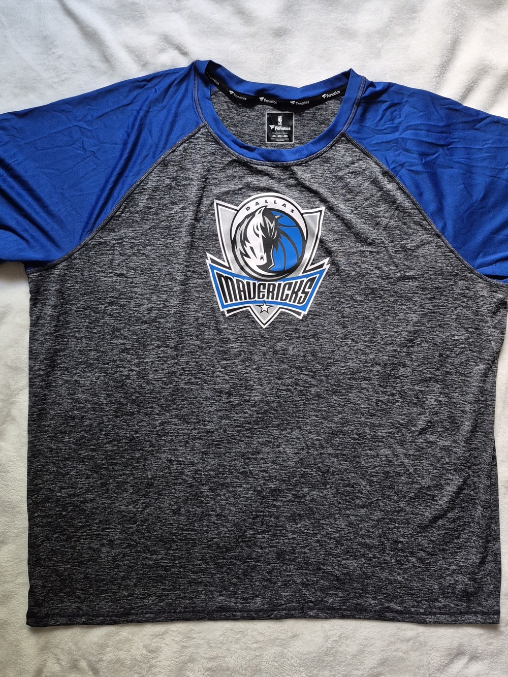 Fanatics Dallas Mavericks Gray Body with Royal Blue Sleeves Raglan Tee
